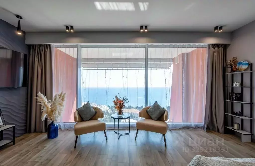 4-к кв. Крым, Ялта муниципальный округ, Гурзуф пгт ул. Строителей, 3 ... - Фото 1