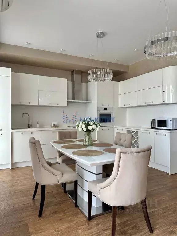 2-к кв. Нижегородская область, Нижний Новгород Дальняя ул., 8 (80.2 м) - Фото 1