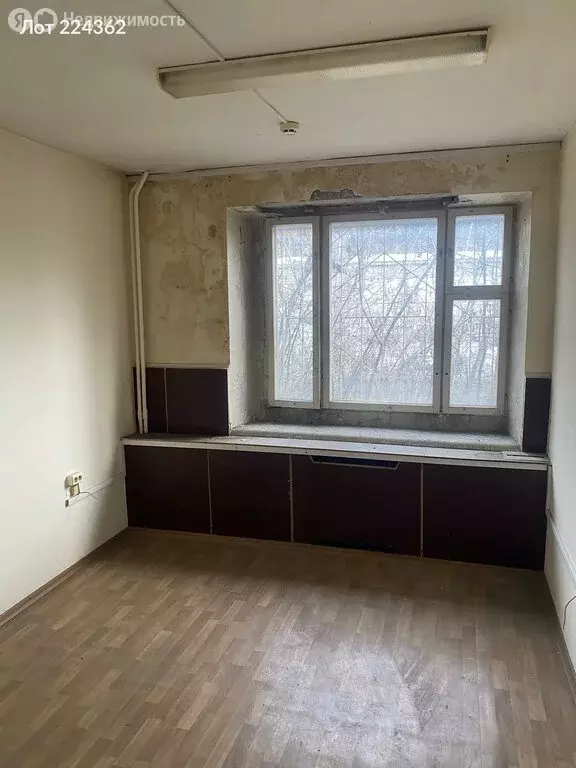 Помещение свободного назначения (2200 м) - Фото 1