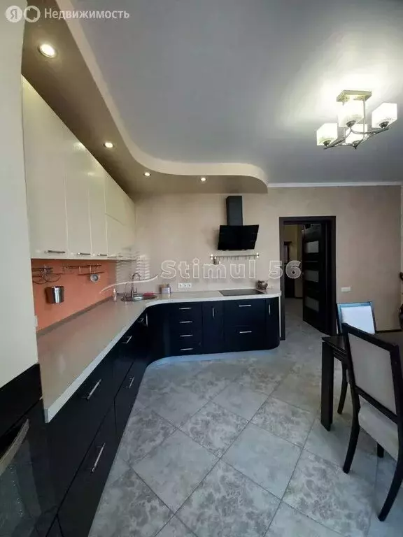 2-комнатная квартира: Оренбург, улица Автомобилистов, 2/2 (79.2 м) - Фото 1