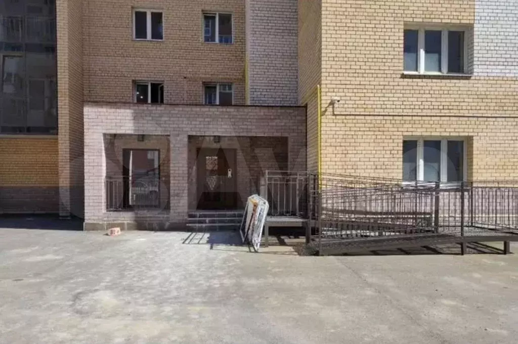 2-к. квартира, 70 м, 3/6 эт. - Фото 1