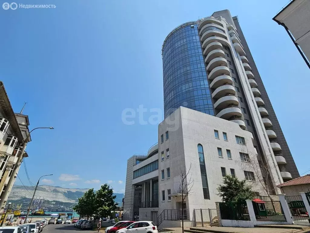 3-комнатная квартира: Новороссийск, набережная Адмирала Серебрякова, 7 ... - Фото 1