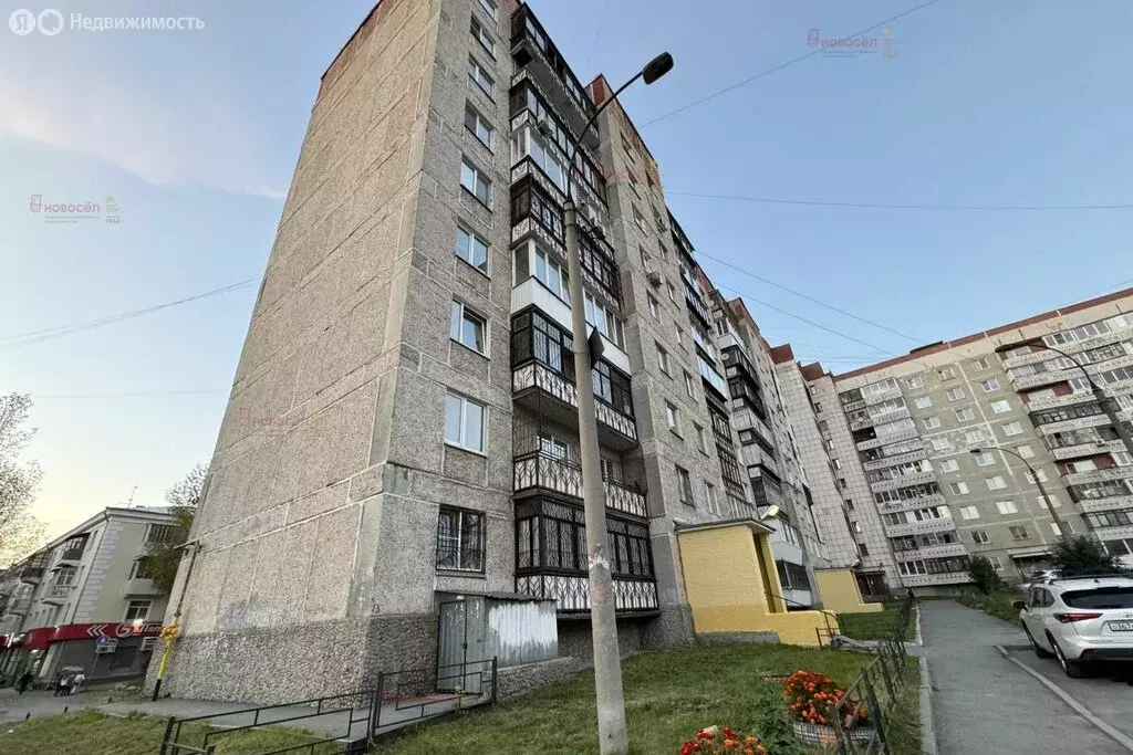 3-комнатная квартира: Екатеринбург, Техническая улица, 67 (59.1 м) - Фото 2