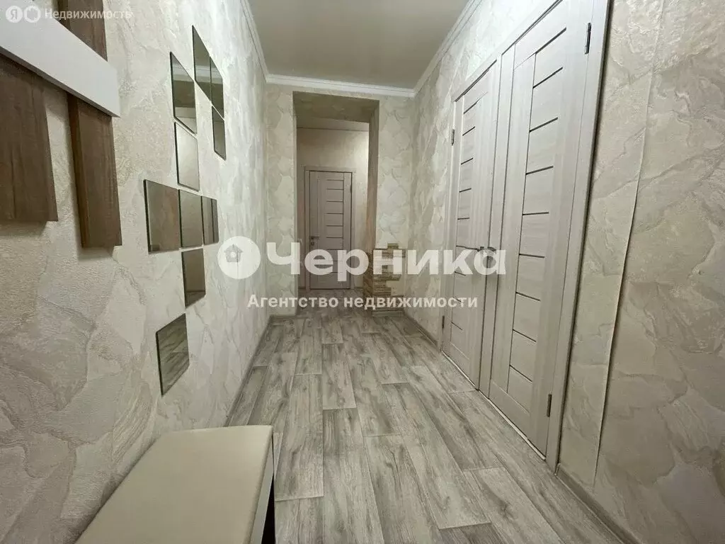 2-комнатная квартира: Каменск-Шахтинский, улица Ворошилова, 8А (53 м) - Фото 1