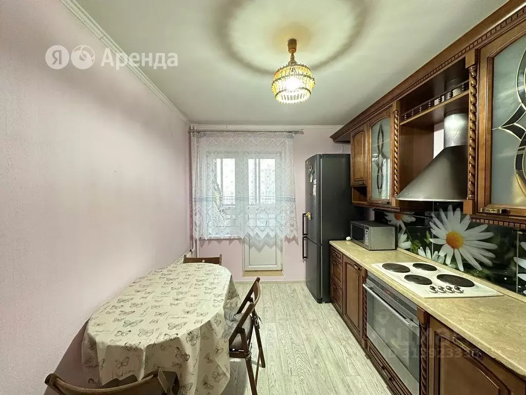 2-к кв. Санкт-Петербург ул. Ушинского, 15к3 (61.0 м) - Фото 0