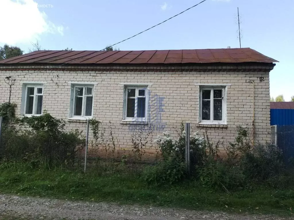 Дом в деревня Верхние Карачуры, Первомайская улица (72.6 м) - Фото 1