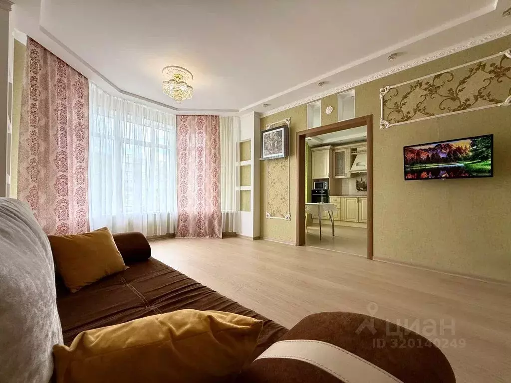 2-к кв. Оренбургская область, Оренбург ул. Чкалова, 51/1 (80.0 м) - Фото 1