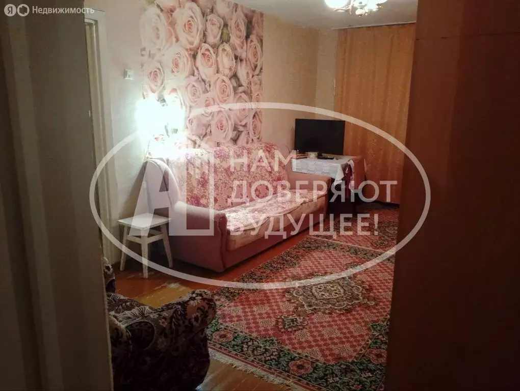 2-комнатная квартира: Глазов, улица Энгельса, 26 (45.6 м) - Фото 1