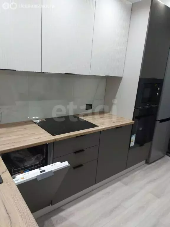 3-комнатная квартира: деревня Крутые Выселки, улица Ю. А. Жоголева, 3 ... - Фото 2