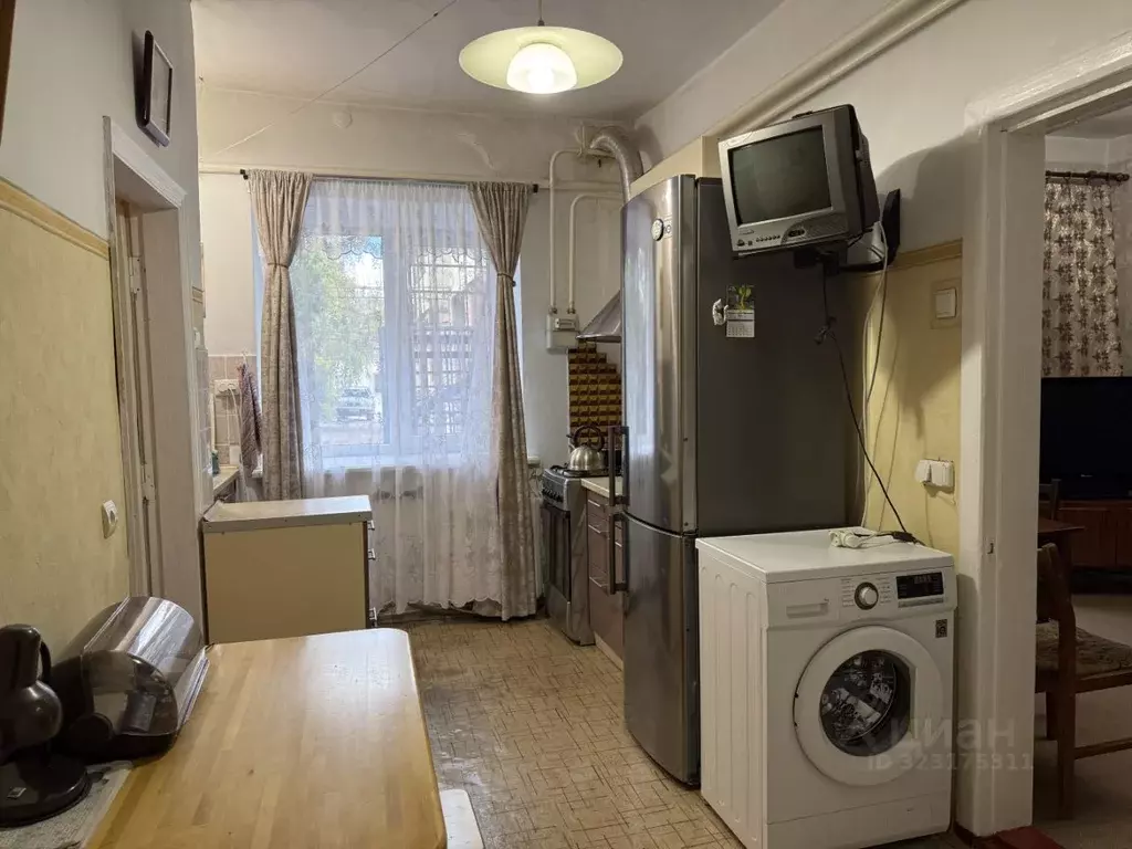 2-к кв. Крым, Симферополь ул. Пушкина, 16 (60.0 м) - Фото 2