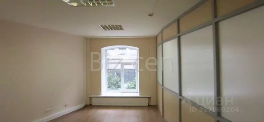 Офис в Санкт-Петербург 6-я Васильевского острова линия, 63 (39 м) - Фото 1