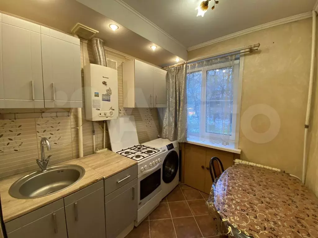 1-к. квартира, 30 м, 1/5 эт. - Фото 0