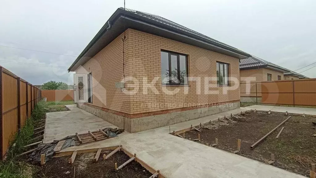 Дом 100 м на участке 5 сот. - Фото 1