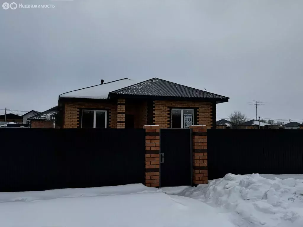 Дом в Оренбургский район, Сергиевский сельсовет, село Приютово, ... - Фото 2