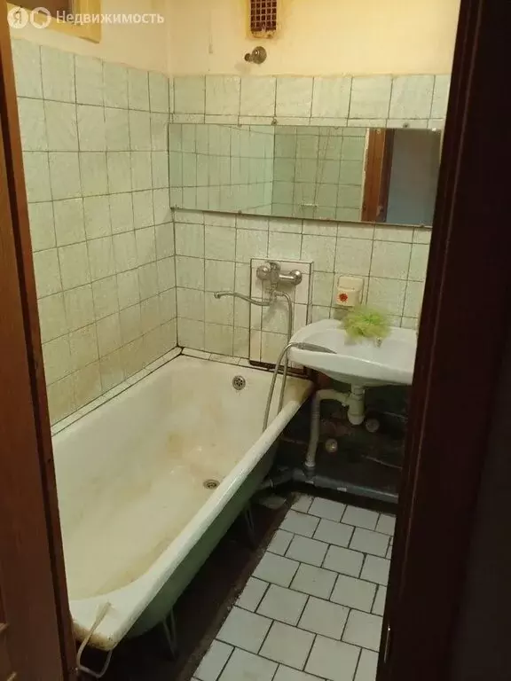 2-комнатная квартира: Углеуральский, улица Чернигина, 1 (40.3 м) - Фото 0