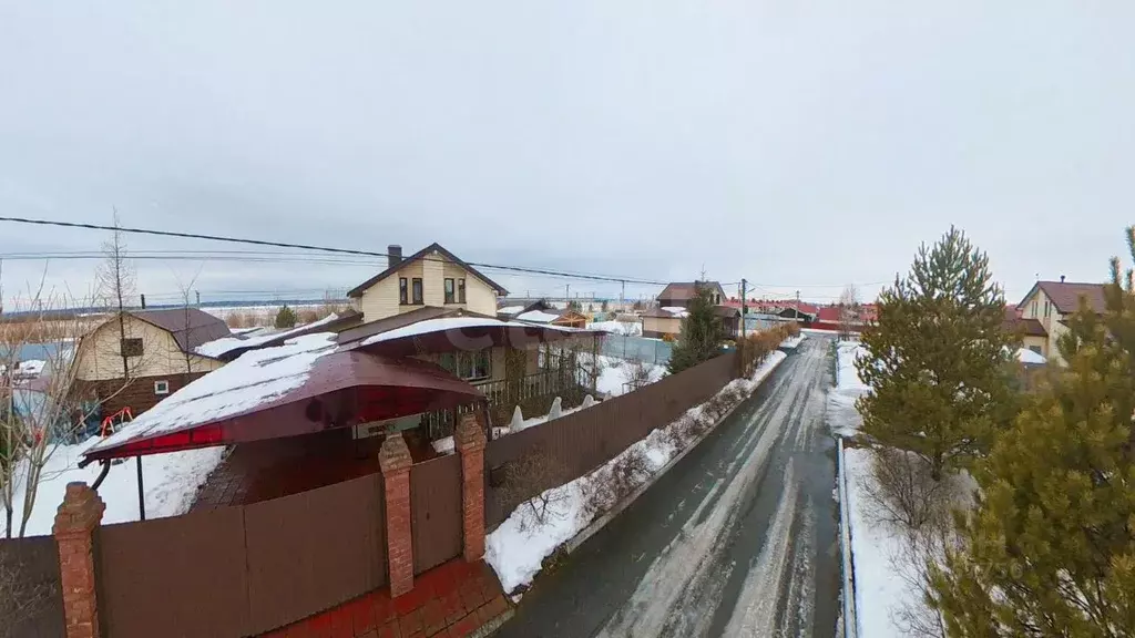 Дом в Тюменская область, Тюменский район, д. Ушакова ул. Строителей ... - Фото 0