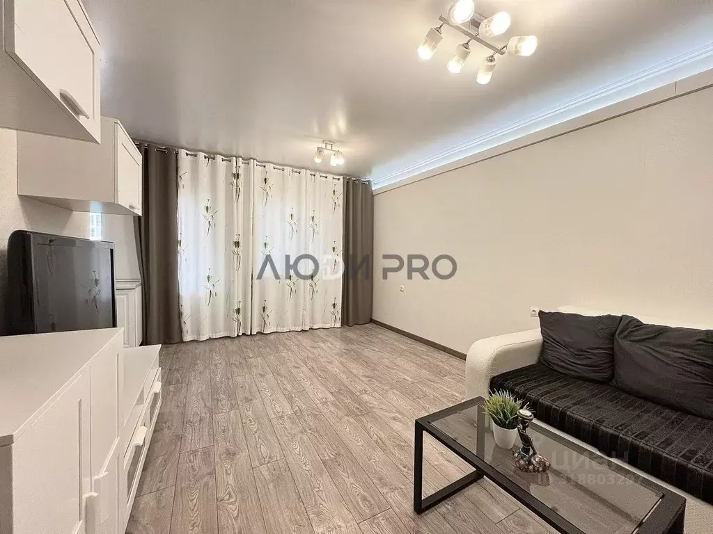 Таунхаус в Саратовская область, Энгельс проезд 2-й Садовый, 5/7 (107 ... - Фото 1