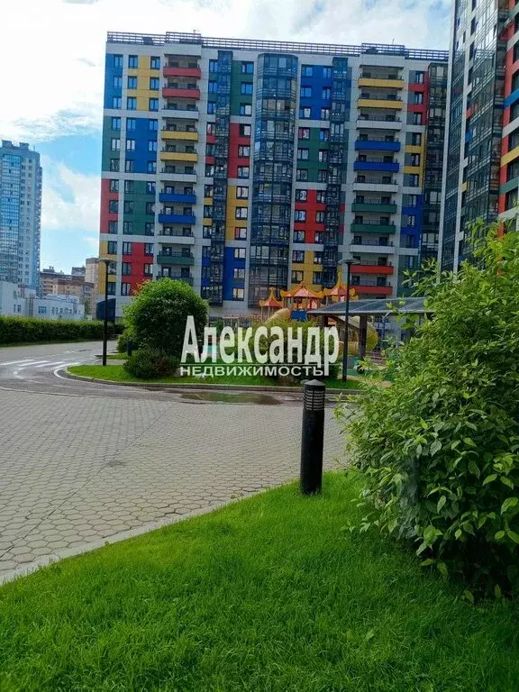 2-комнатная квартира: Санкт-Петербург, улица Оптиков, 34к1 (53 м) - Фото 0
