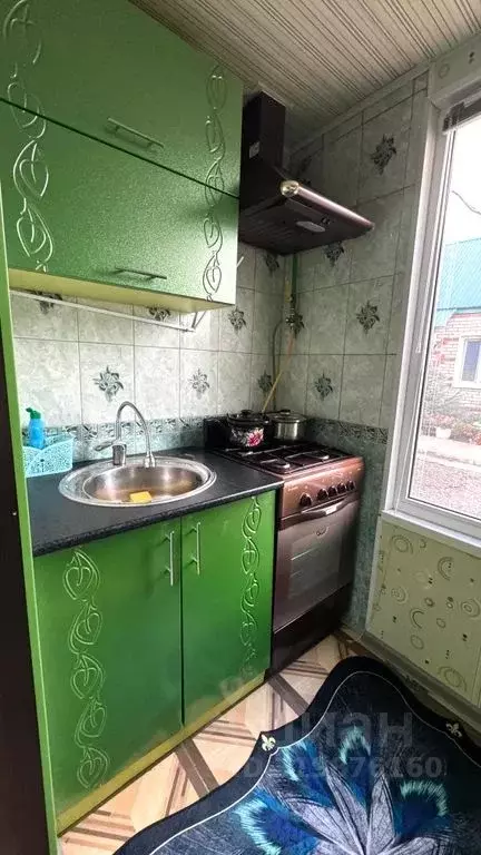 Комната Оренбургская область, Соль-Илецк Овражная ул., 33 - Фото 1