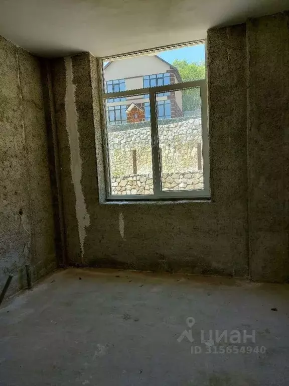 Дом в Крым, Ялта муниципальный округ, Виноградное пгт ш. ... - Фото 1