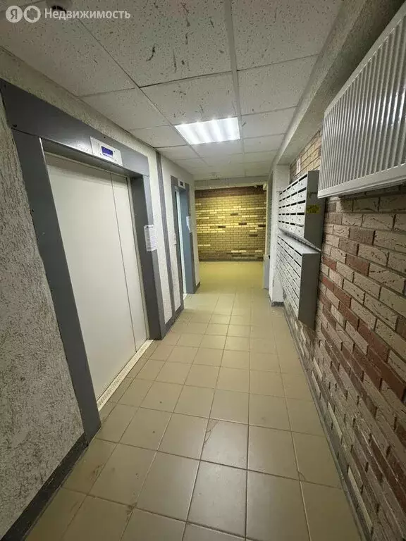 2-комнатная квартира: Киров, улица Анжелия Михеева, 18А (55.5 м) - Фото 1