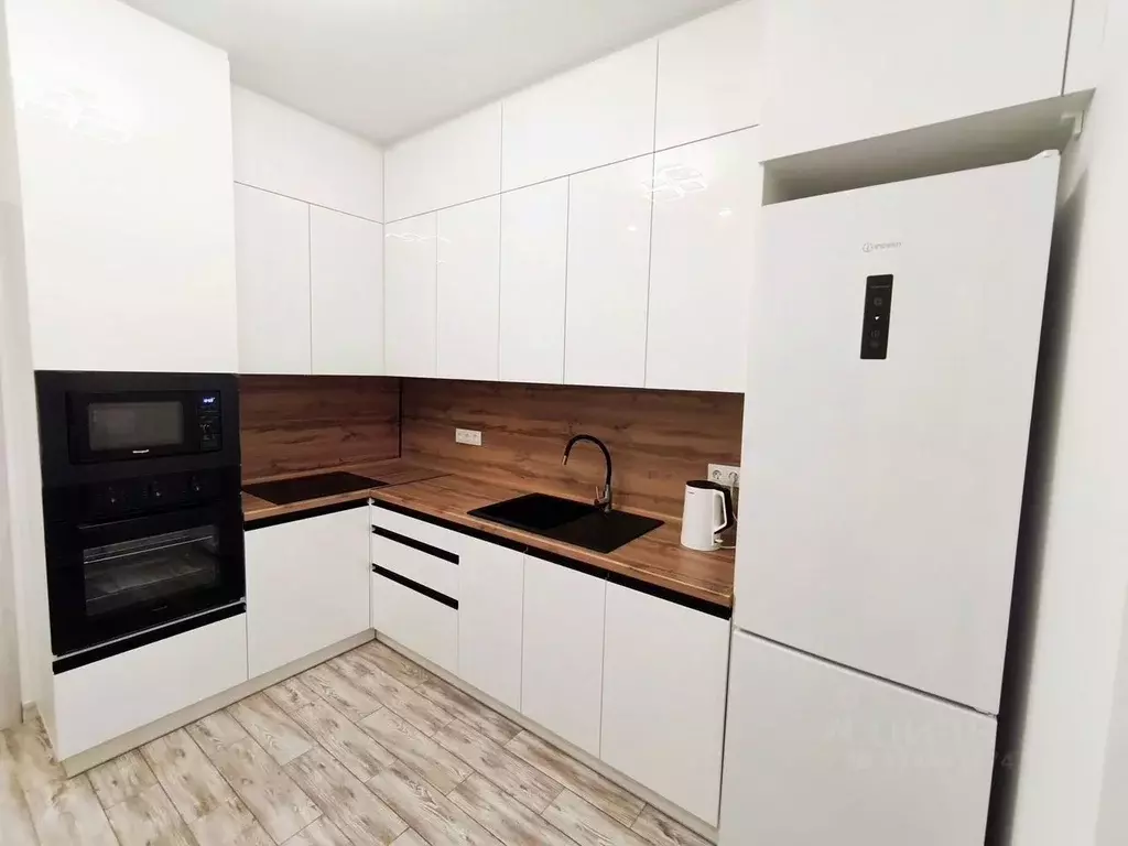 1-к кв. Крым, Симферопольский район, с. Мирное ул. Крымской Весны, ... - Фото 1