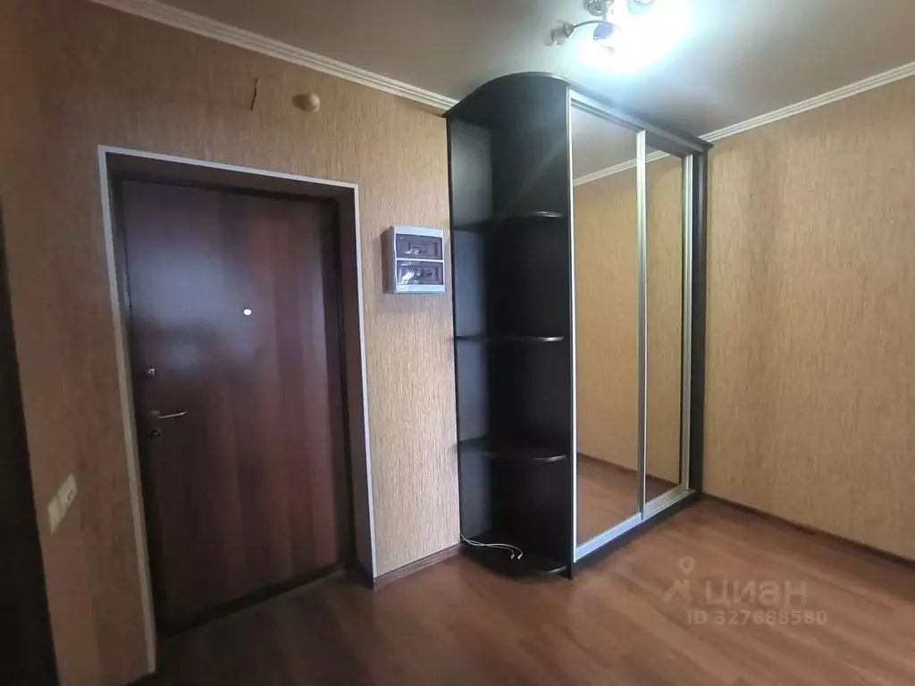 1-к кв. Омская область, Омск Заозерный мкр, ул. Сергея Тюленина, 18 ... - Фото 2