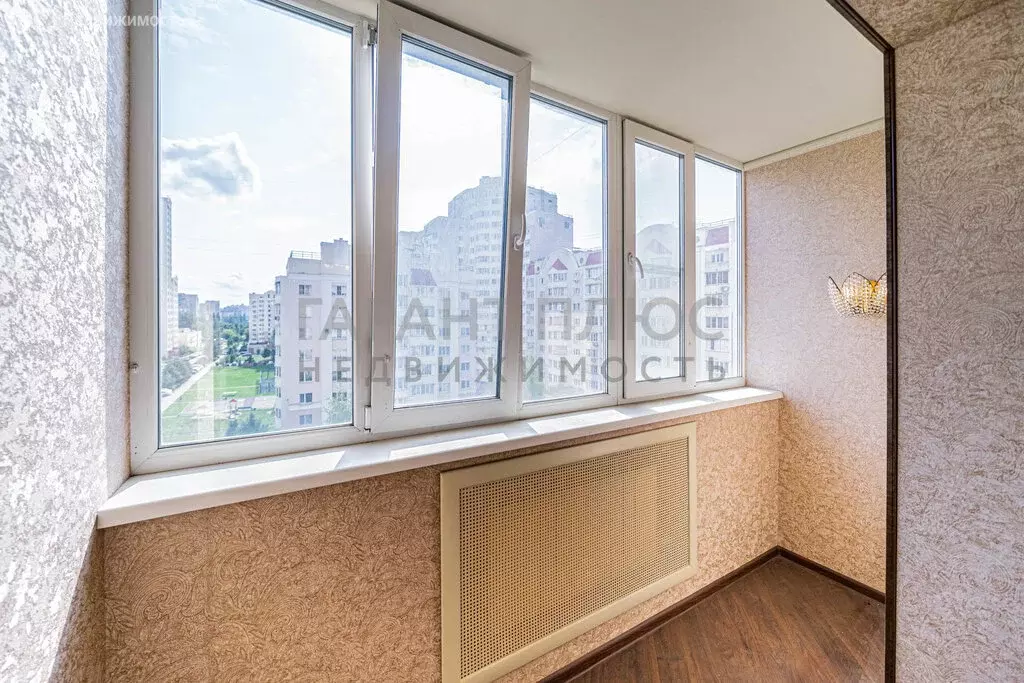 2-комнатная квартира: Липецк, улица П.И. Смородина, 3 (73.8 м) - Фото 0