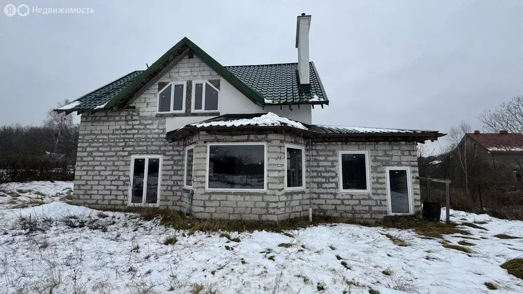 Дом в Ладушкин, Комсомольский переулок (250 м) - Фото 1