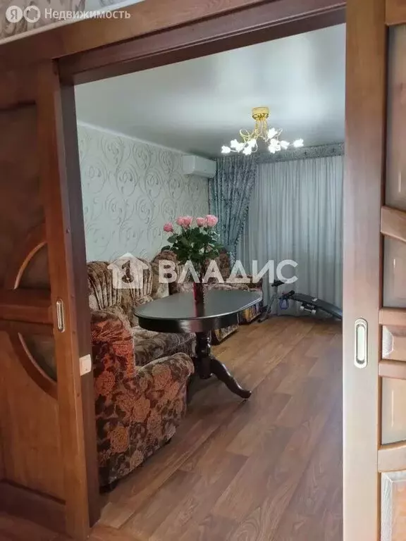 3-комнатная квартира: Стерлитамак, микрорайон Михайловский, улица ... - Фото 1