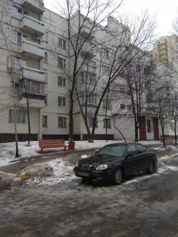 Продается 3-комнатная квартира - Фото 1