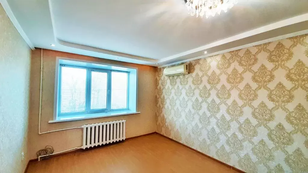 3-к кв. Оренбургская область, Гай Молодежная ул., 25 (73.4 м) - Фото 0