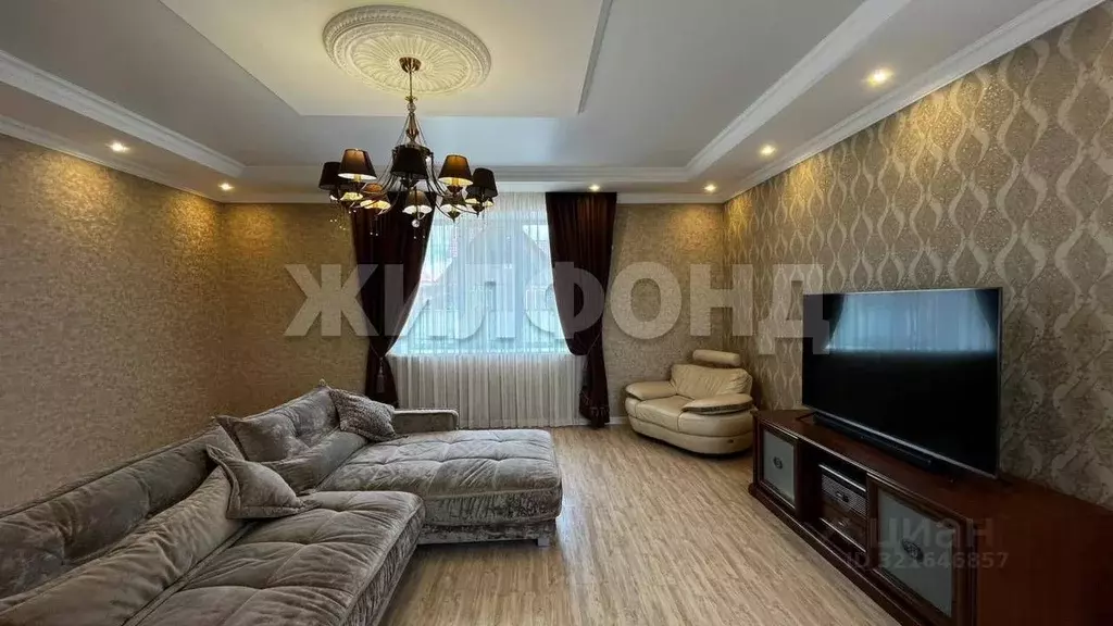 Коттедж в Хакасия, Абакан Лазурная ул. (180 м) - Фото 1