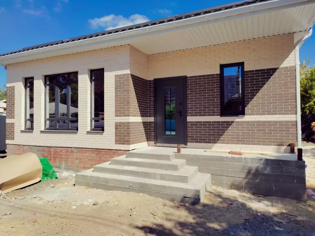 Дом в Ростовская область, Батайск ул. Пушкина, 57 (100 м) - Фото 1