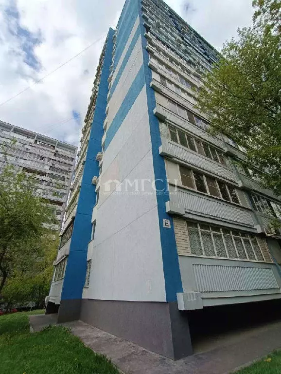 Продается 3-комнатная квартира - Фото 1
