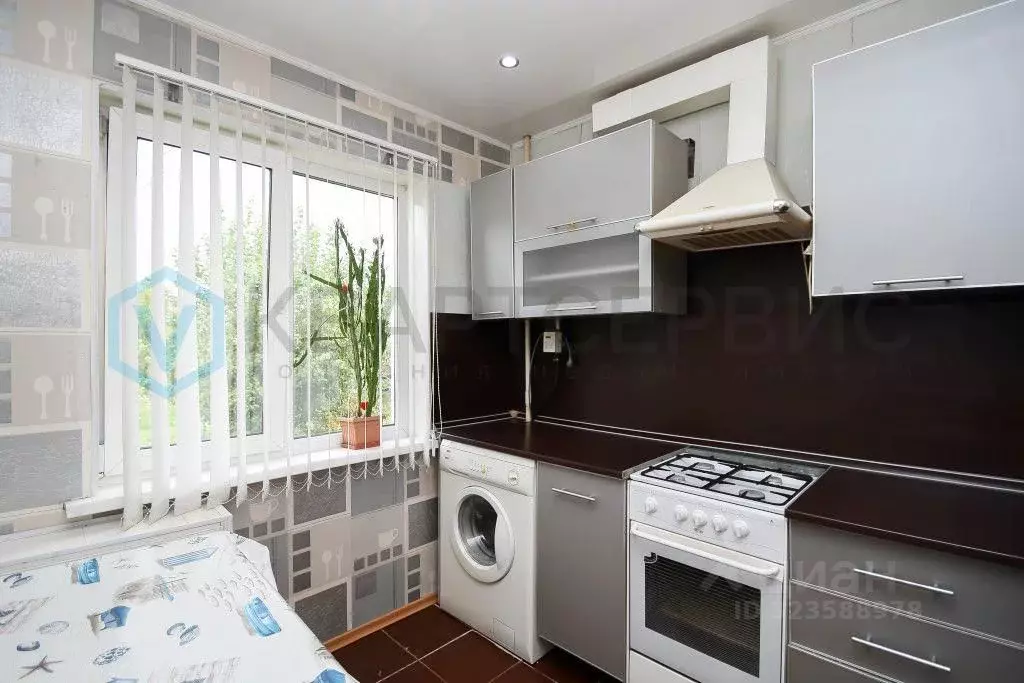 2-к кв. Омская область, Омск Городок Нефтяников мкр, ул. Блюхера, 14 ... - Фото 1