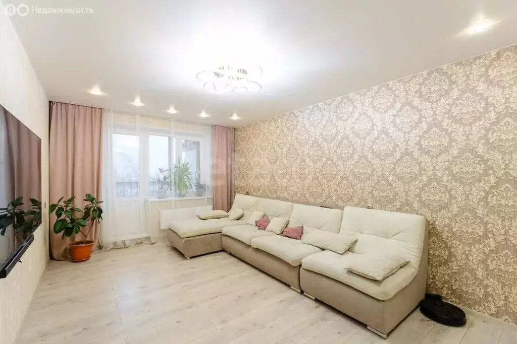 3-комнатная квартира: Томск, Береговая улица, 17 (80.4 м) - Фото 1