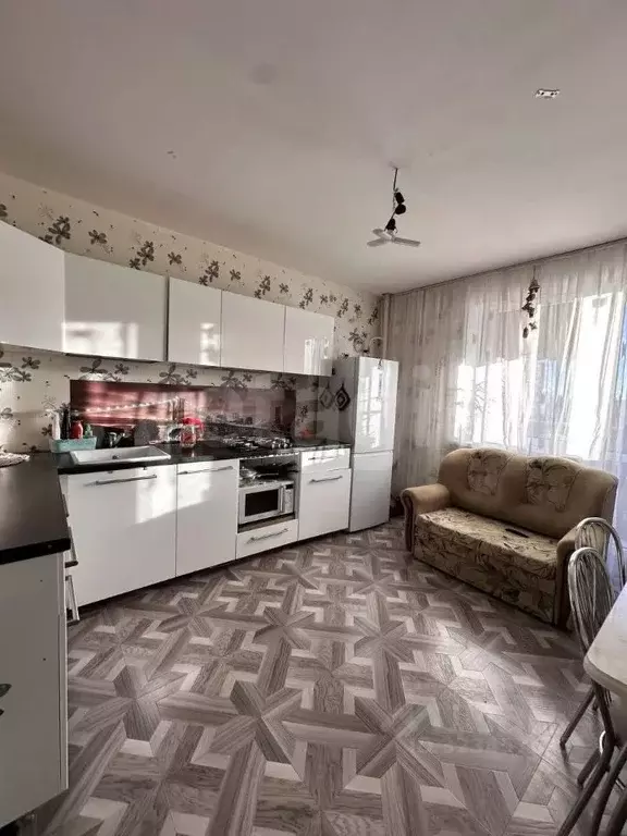 3-к кв. Ярославская область, Ярославль ул. Лебедева, 3 (70.0 м) - Фото 0