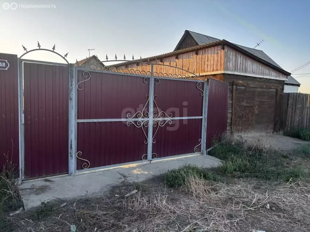 Дом в село Сужа, Селенгинская улица (130 м) - Фото 1