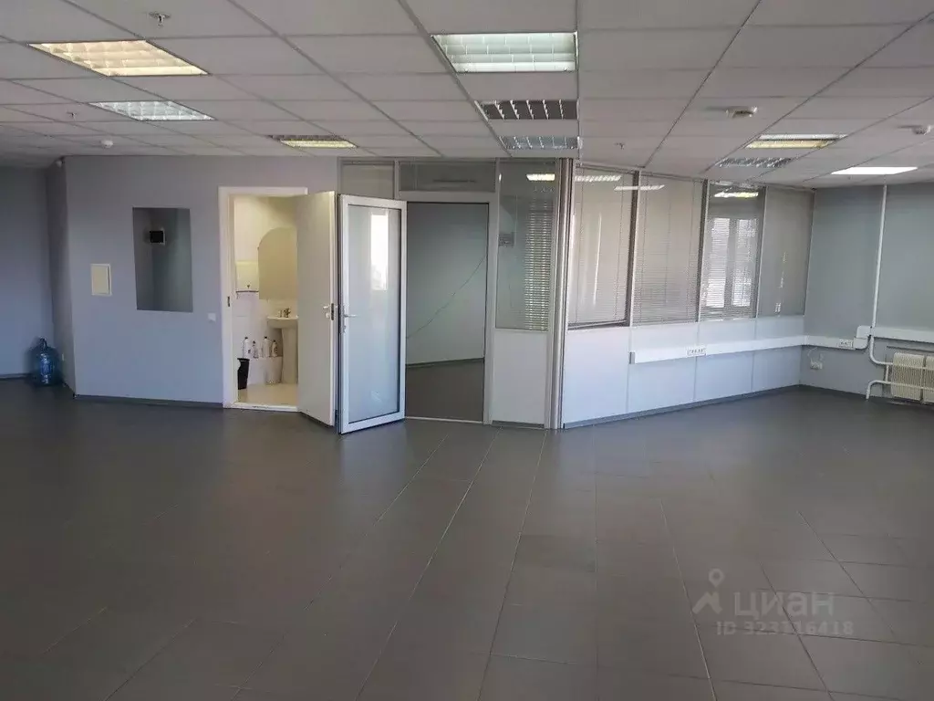 Офис в Свердловская область, Екатеринбург ул. Белинского, 83 (94 м) - Фото 2