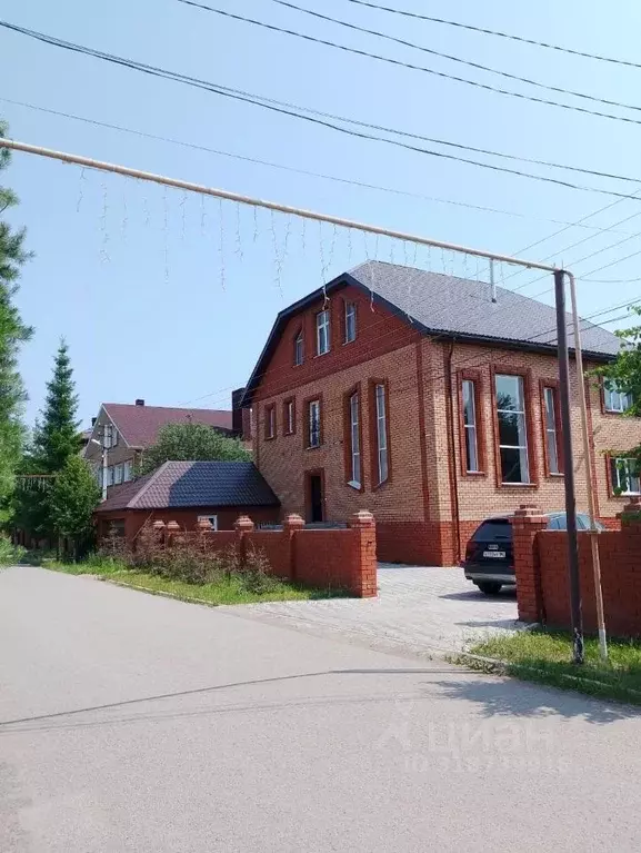 Коттедж в Башкортостан, Уфа ул. Бирюзовая (482 м) - Фото 1