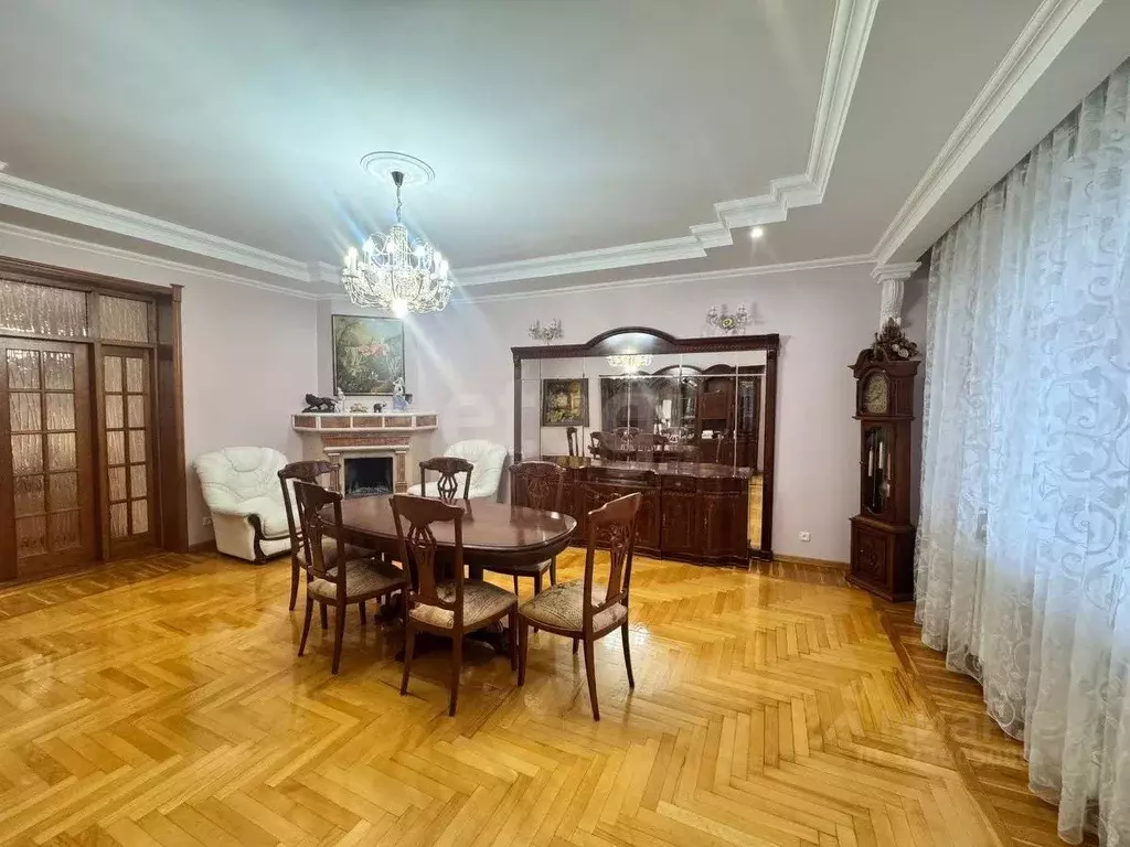 3-к кв. Татарстан, Казань ул. Чехова, 11 (141.0 м) - Фото 1