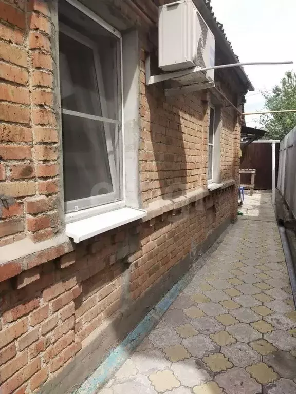 Дом в Ростовская область, Ростов-на-Дону Семафорный пер. (37 м) - Фото 1