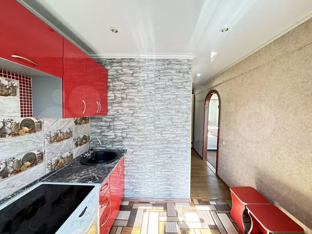 1-к. квартира, 31 м, 5/5 эт. - Фото 1