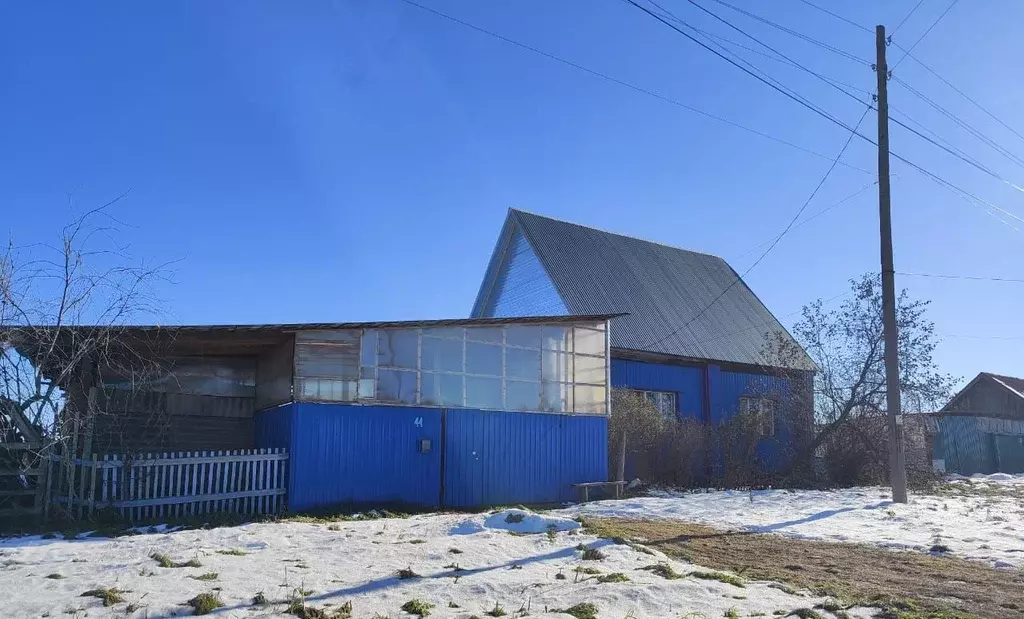 Дом в Томская область, с. Кожевниково ул. Покрышкина, 44 (67 м) - Фото 1