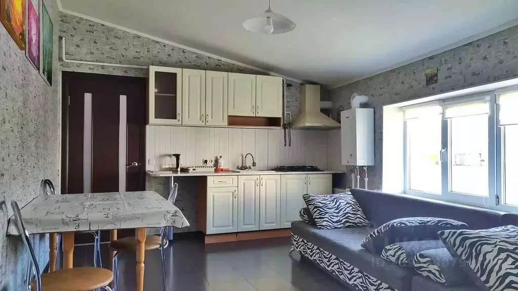 3-к кв. Крым, Алушта ул. Ленина, 27А (90.0 м) - Фото 1