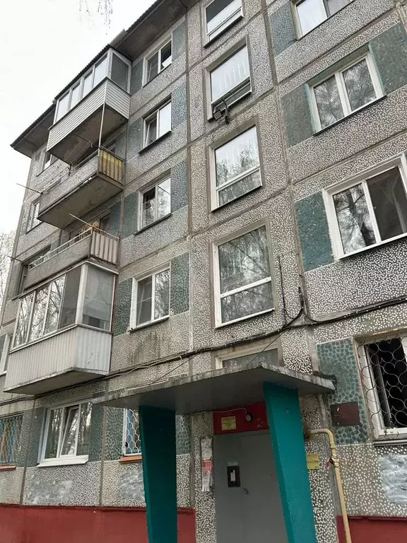 5-к. квартира, 52 м, 1/5 эт. - Фото 1