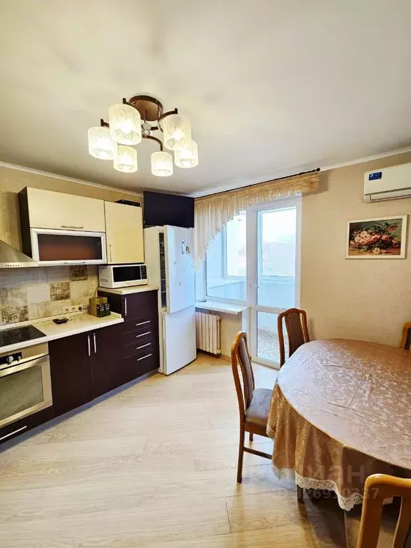 2-к кв. Краснодарский край, Краснодар Юбилейный мкр, ул. Думенко, 33 ... - Фото 1