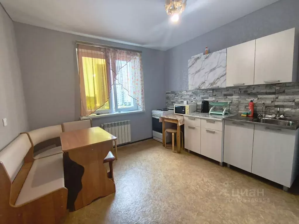 1-к кв. Татарстан, Казань ул. Наиля Юсупова, 9 (41.0 м) - Фото 2