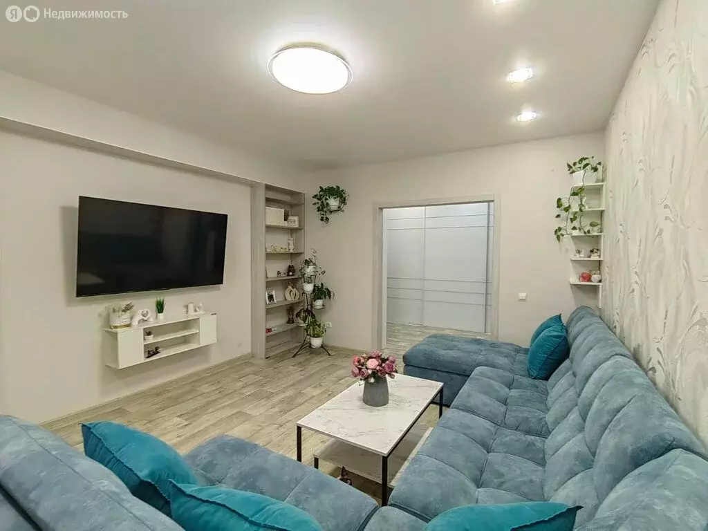 3-комнатная квартира: Иркутск, Верхняя набережная, 167/11 (87.5 м) - Фото 2